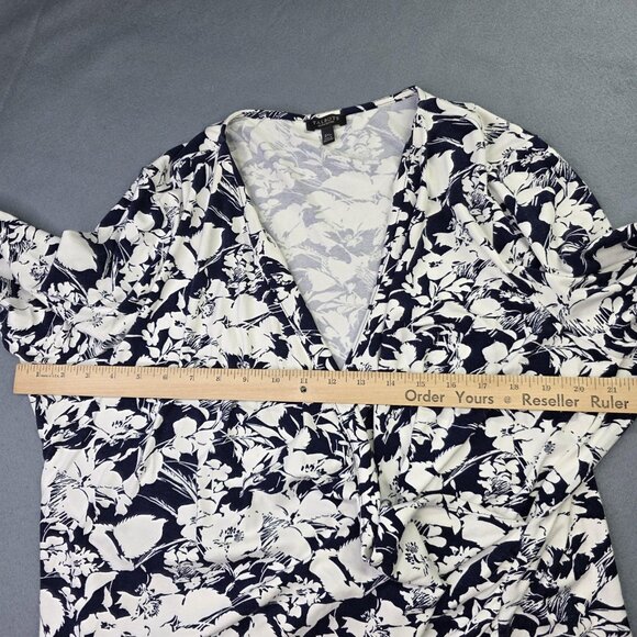 Talbots Shirt Womens 2X Petite Blue White Floral V Neck Surplice Wrap 3/4 Sleeve - Picture 9 of 12